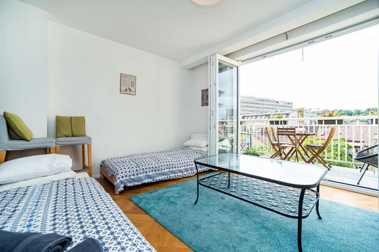 Appartamento Central, Spacious, Modern 5 Bedrm Duplex W/Balcony Praga