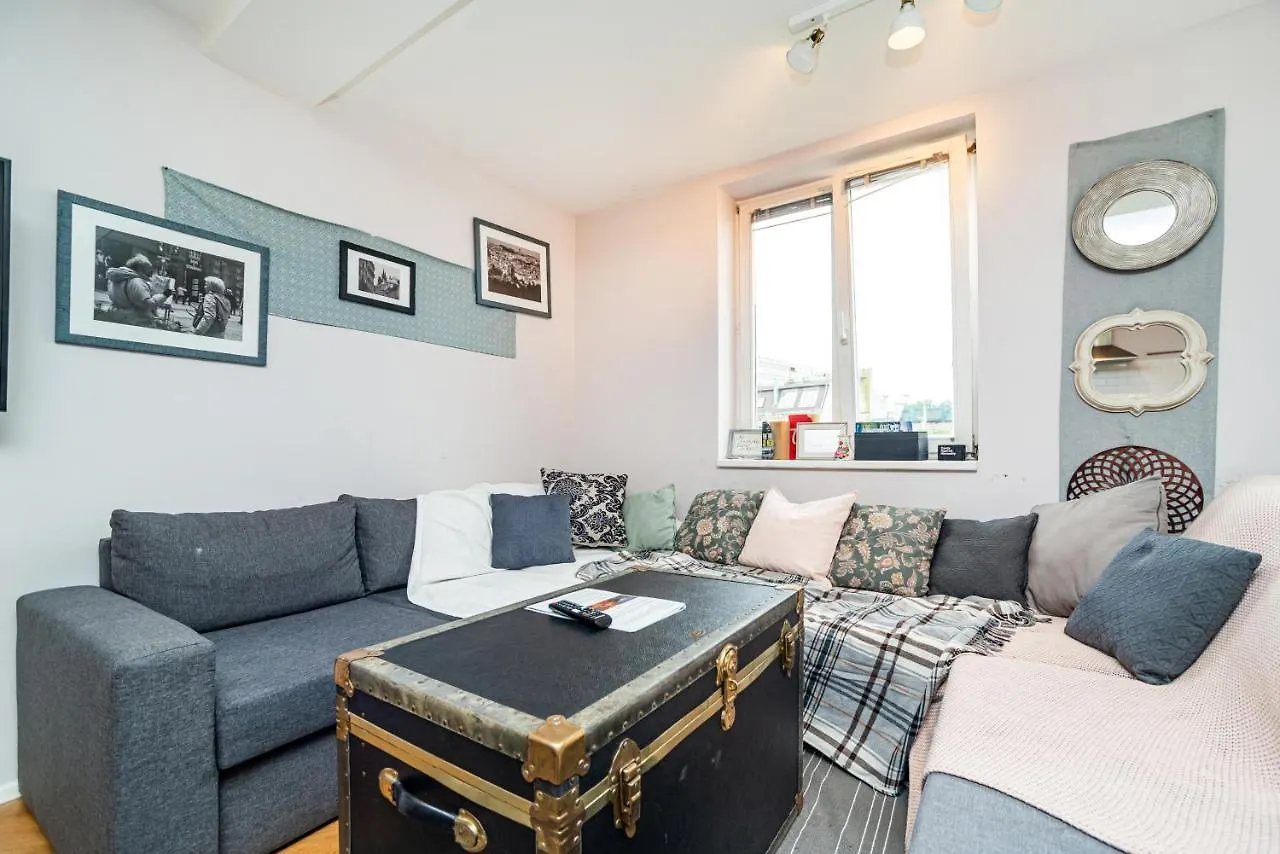 Appartamento Central, Spacious, Modern 5 Bedrm Duplex W/Balcony Praga Repubblica Ceca